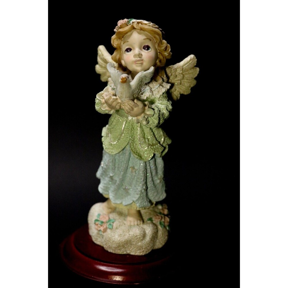 Angel girl figurine